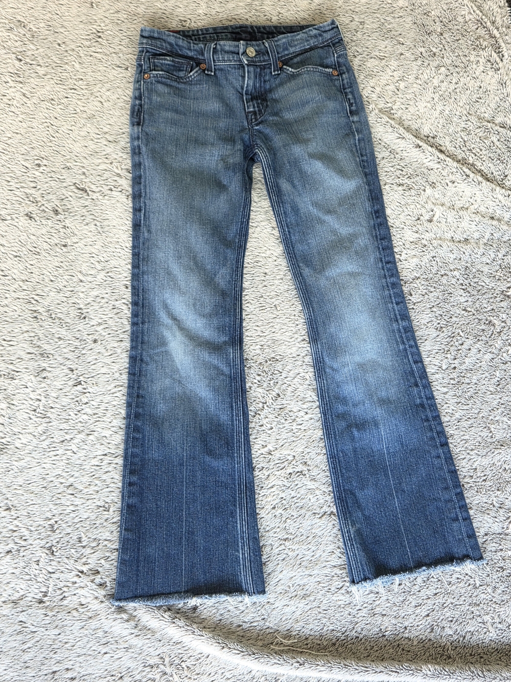 7 For All Mankind Flare Jeans in Blue. Sz 25